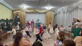 А у нас Новый год!