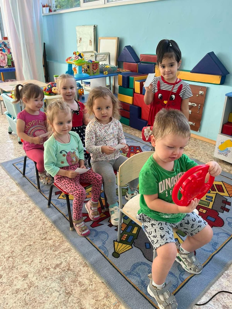 Сюжетно-ролевая игра "Автобус"